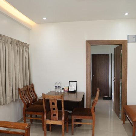 Belle-Vue Holiday Homes - 1Bhk Apartments 潘奇加尼 外观 照片