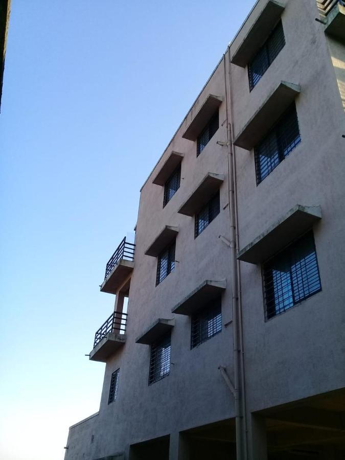 Belle-Vue Holiday Homes - 1Bhk Apartments 潘奇加尼 外观 照片
