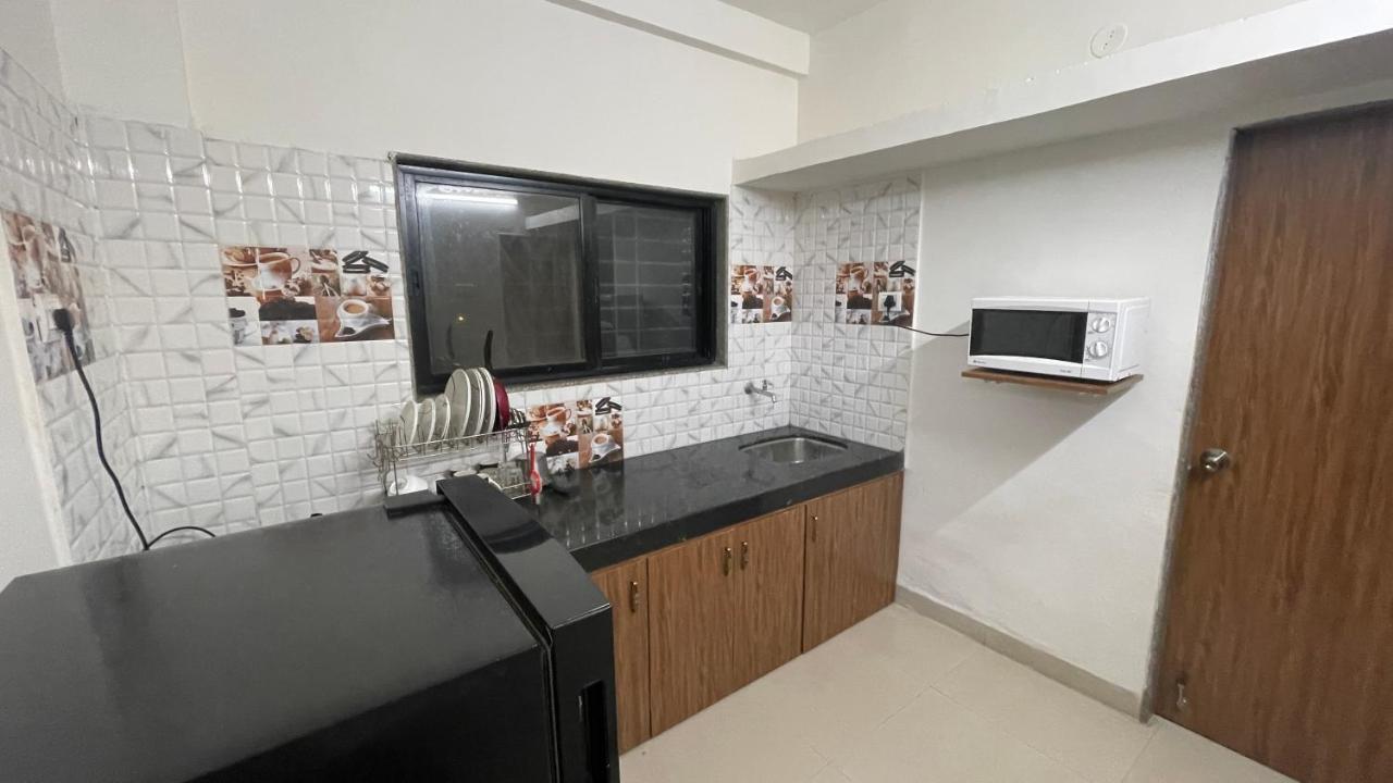 Belle-Vue Holiday Homes - 1Bhk Apartments 潘奇加尼 外观 照片
