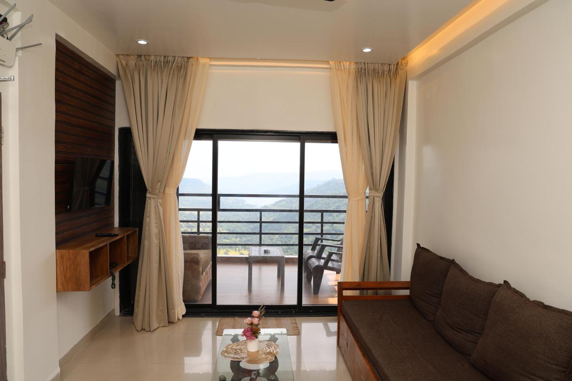 Belle-Vue Holiday Homes - 1Bhk Apartments 潘奇加尼 外观 照片