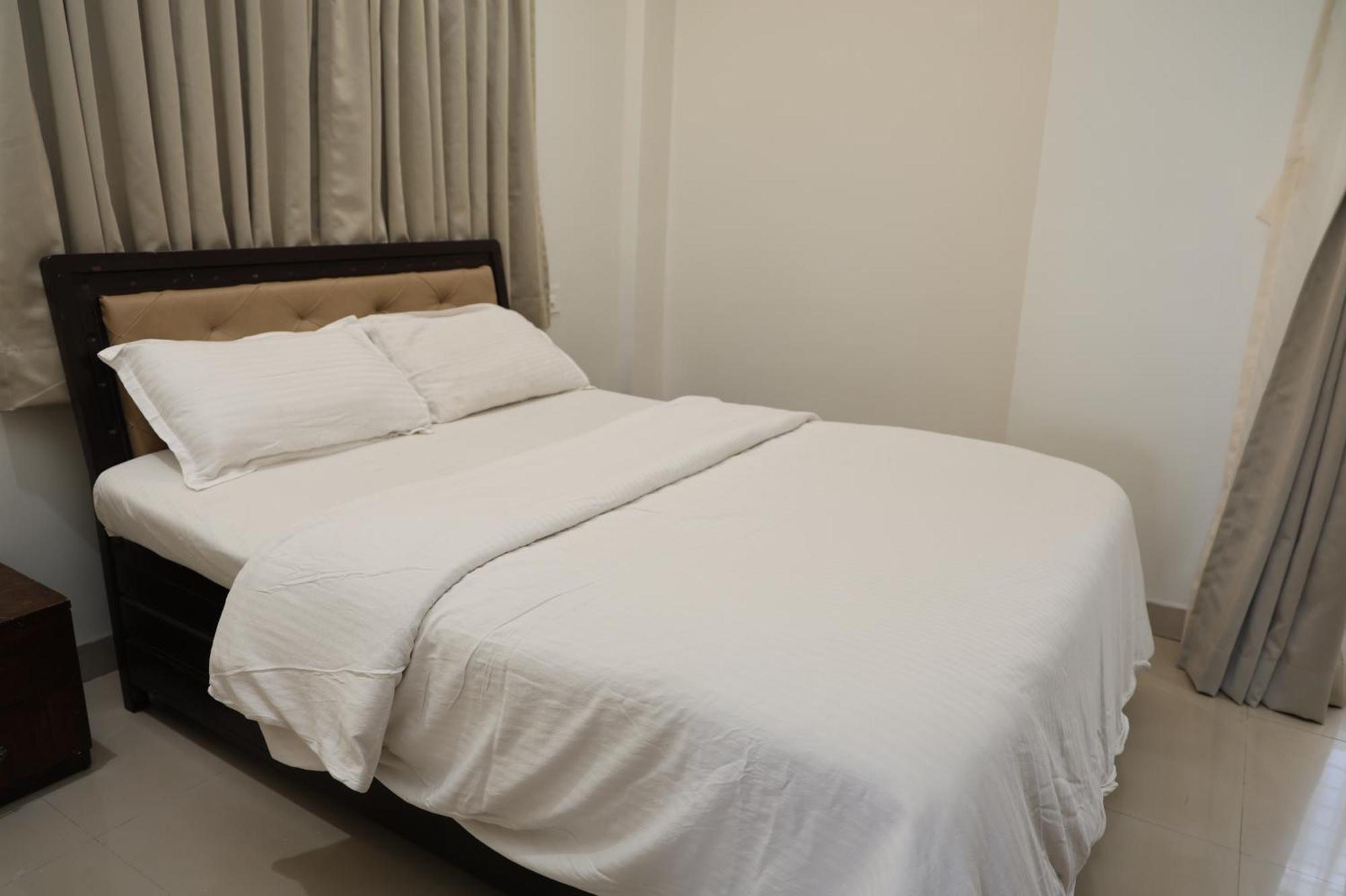 Belle-Vue Holiday Homes - 1Bhk Apartments 潘奇加尼 外观 照片