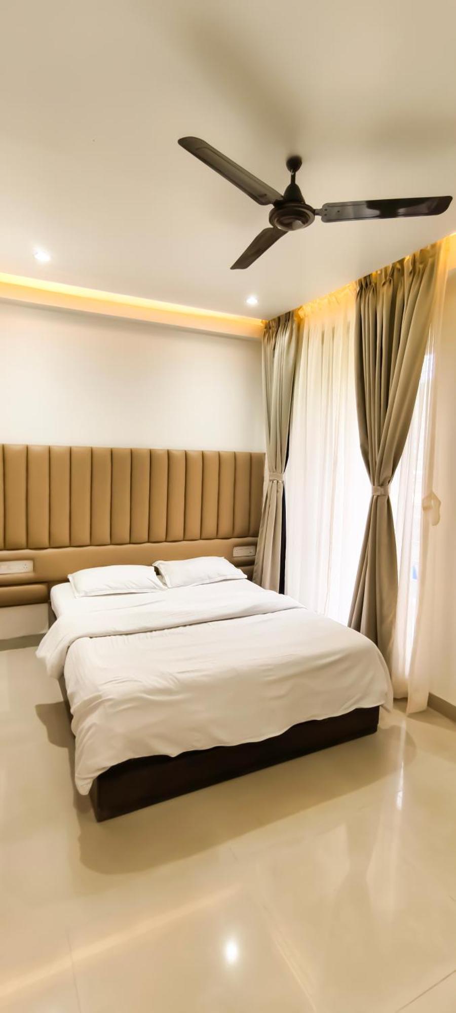 Belle-Vue Holiday Homes - 1Bhk Apartments 潘奇加尼 外观 照片